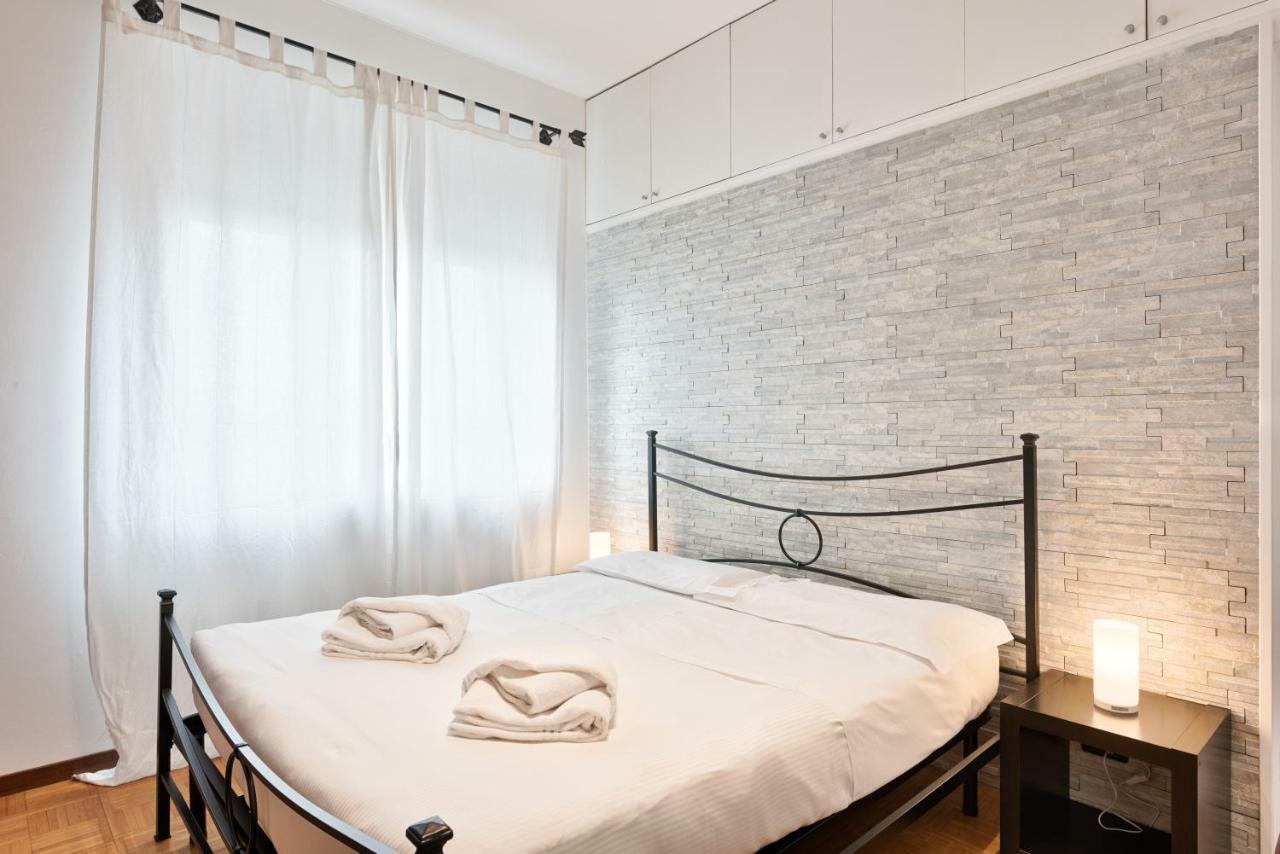 Lungo Dora With Balcony And Panoramic View Apartment Turin Exterior photo
